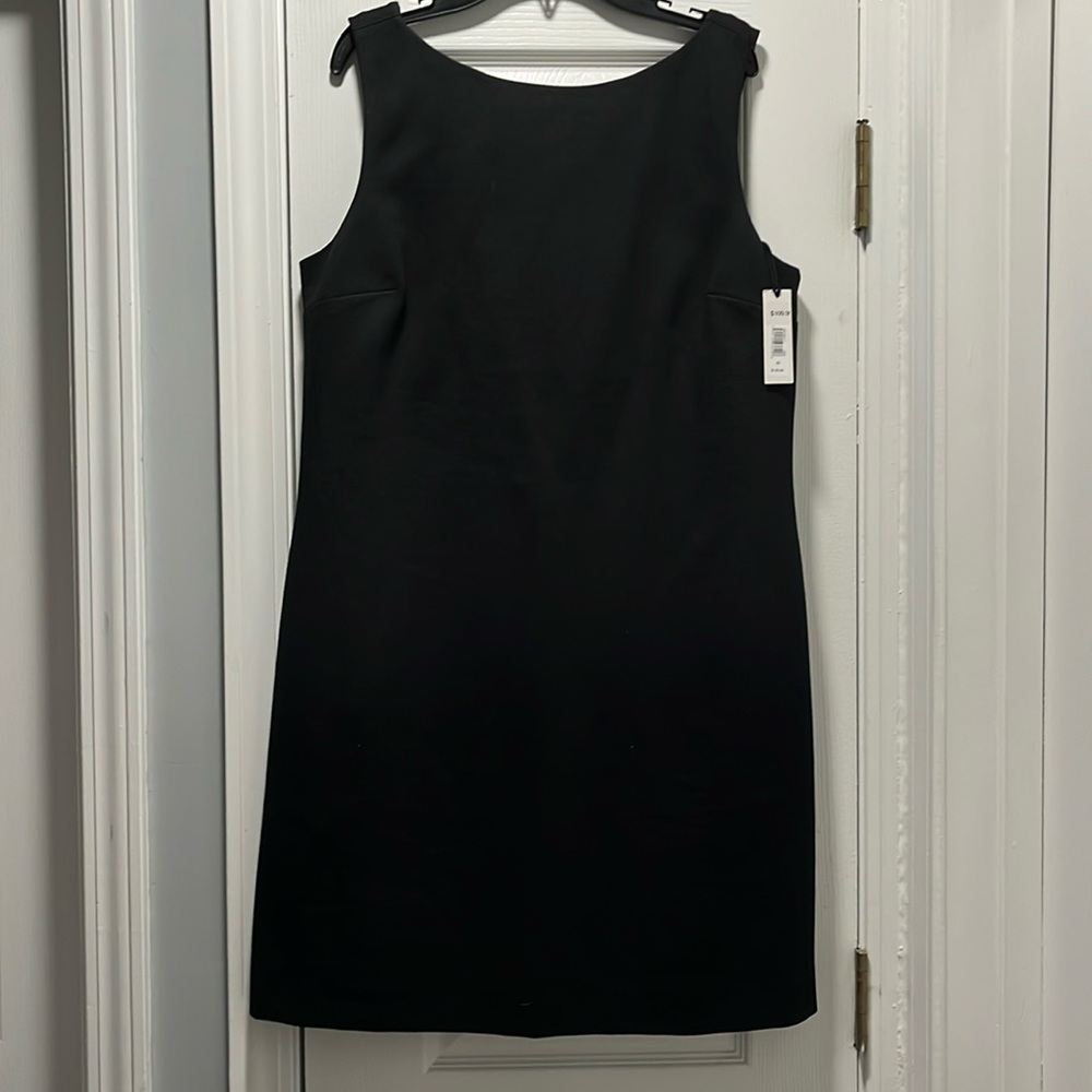 EUC /Banana Republic Black Sleeveless Dress, Size: medium lined semi
Formal